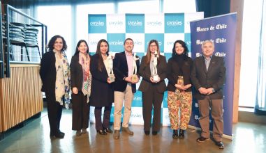 Docente de Castro recibe el Reconocimiento Profe TP 2026