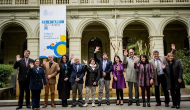 Fundaci&oacute;n Irarr&aacute;zaval participa en la evaluaci&oacute;n de los finalistas del Reconocimiento Profe TP 2026